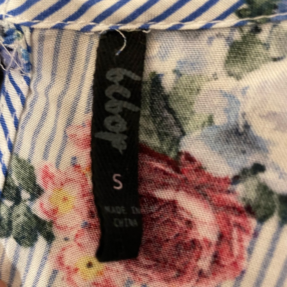 Rompers - Picture 3 of 3